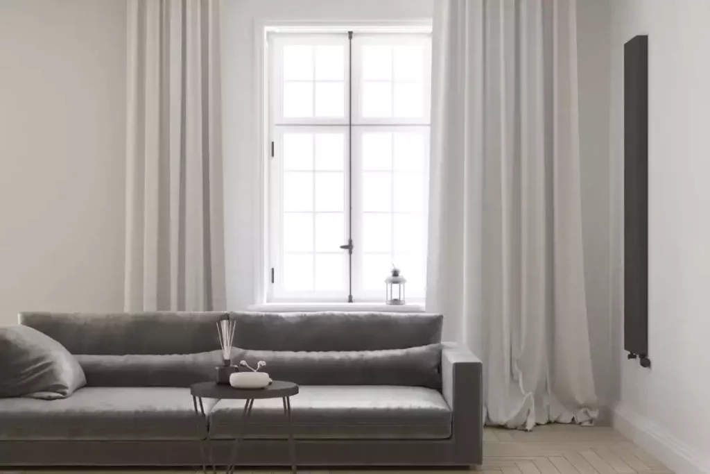 choisir les bons rideaux pour un canapé gris