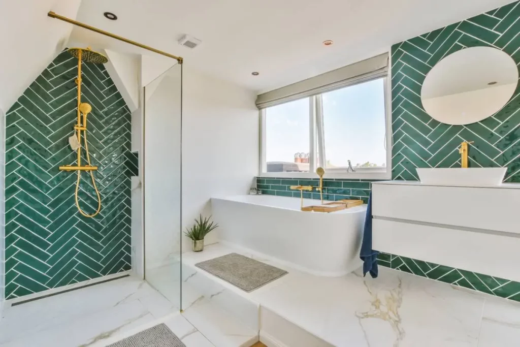 Pourquoi choisir du zellige marocain pour rénover votre salle de bains ?
