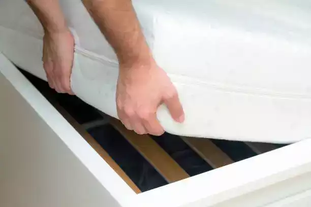 Optez pour un sommier en kit à lattes pour combiner confort et simplicité