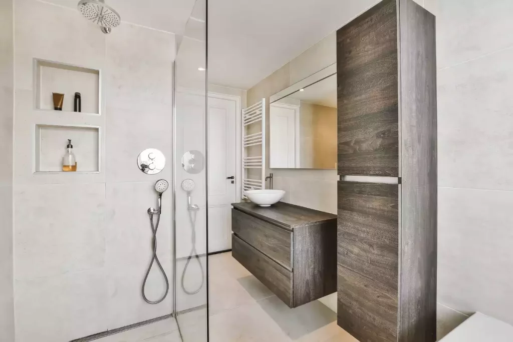 couleur pour petite salle de bains sans fenêtre