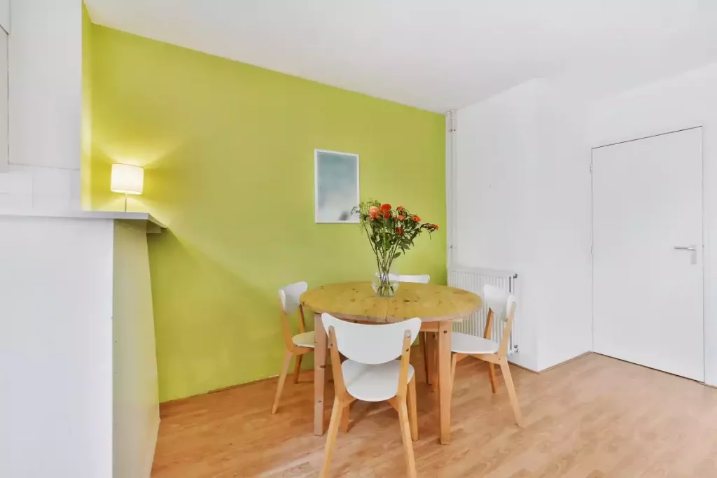 Quelle couleur mur avec du bois clair