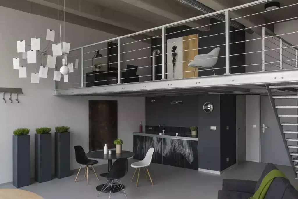 Comment bien répartir les volumes pour une mezzanine confortable ?