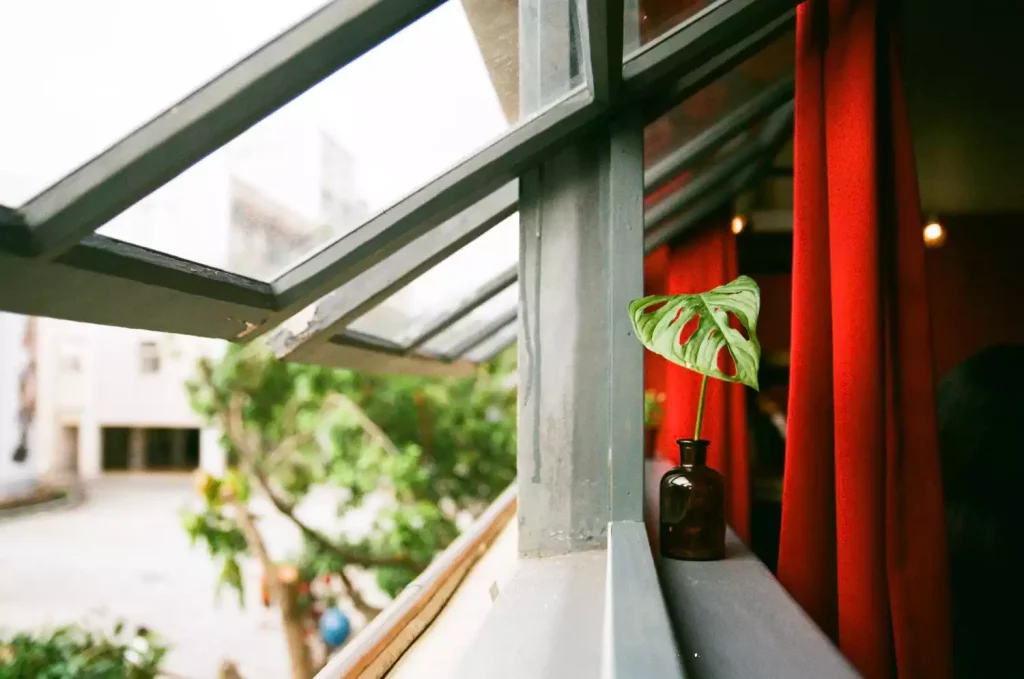 Quelle couleur pour vos appuis de fenêtre extérieurs et intérieurs ?