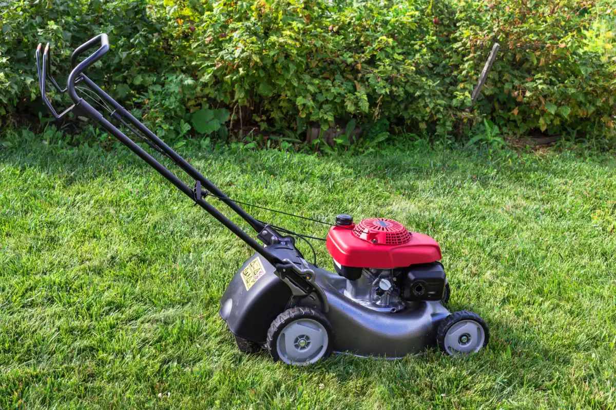 Quelles pièces s’usent le plus sur une tondeuse Honda et quand intervenir ?