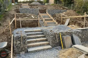 faire escalier dans un talus