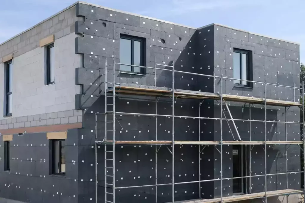 Isolation thermique par l'extérieur : les critères pour une performance optimale