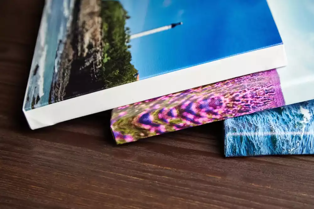 Comment nettoyer correctement une impression sur toile tendue ?